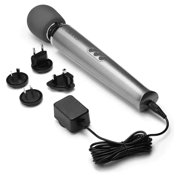 Le Wand Rechargeable Vibrating Massager