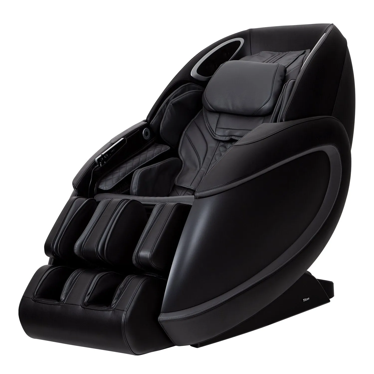 Titan 4D Fleetwood LE Massage Chair